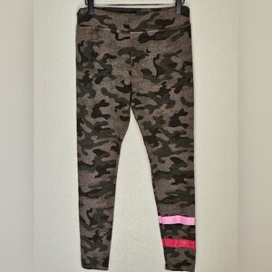 Sundry Camo Striped Soft and Cozy Leggings